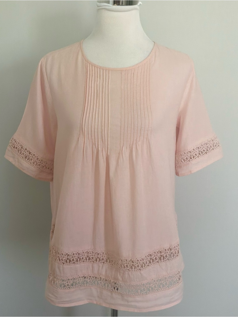 Old Navy Swing Pink Pin-Tuck Short Sleeve Boho Cotton Top Intricate Lace SMALL